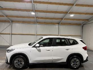 BMW iX1 67kWh 150kW eDrive20 Automaat picture 8