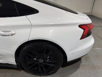 Audi E-tron GT RS 93kWh 598PK Panoramadak picture 24