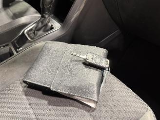 Volkswagen T-Roc 1.5TSI 110kW Automaat Sport R Panoramadak picture 41