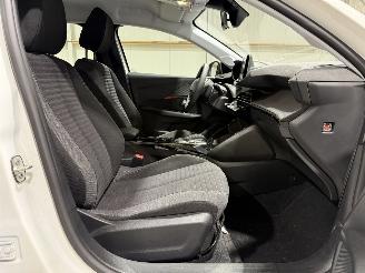 Peugeot e-208 EV 50kWh 100kW Active picture 33