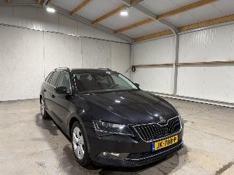Skoda Superb 1.6TDI 88kW Automaat Style Business picture 3
