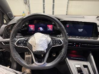 Volkswagen Golf 1.5 eTSI 110kW Aut  R-Line Pano picture 31