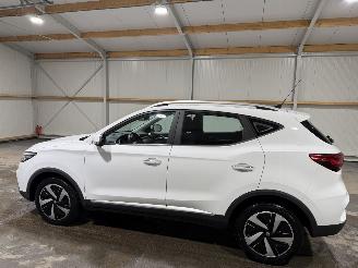 MG ZS 50kWh 130kW EV Standard Range Comfort picture 11