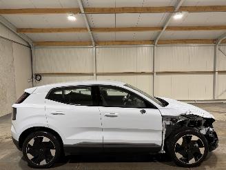 škoda osobní automobily Volvo EX30 69kWh 200kW Single Motor Extended Range Plus 2025/10