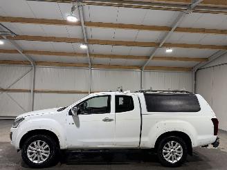 Isuzu D-Max 1.9d 120kW Automaat Extended Cab X-Country picture 8