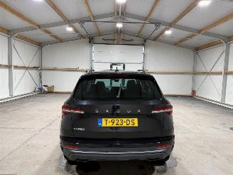 Skoda Karoq 1.5TSI 110kW ACT Business Edition Pano picture 7