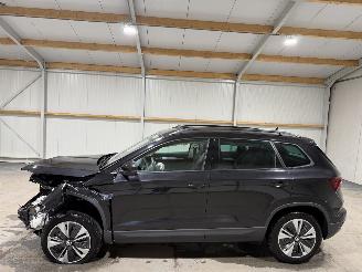 Skoda Karoq 1.5TSI 110kW ACT Business Edition Pano picture 8