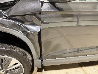 Skoda Karoq 1.5TSI 110kW ACT Business Edition Pano picture 28