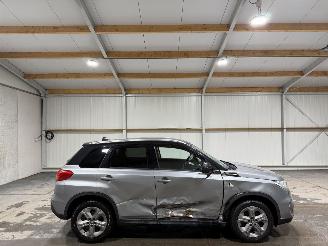 skadebil auto Suzuki Vitara 1.6 88kW Camera Exclusive 2018/8