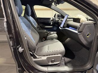 Volvo EX30 69kWh 200kW Single Motor Extended Range Ultra picture 39