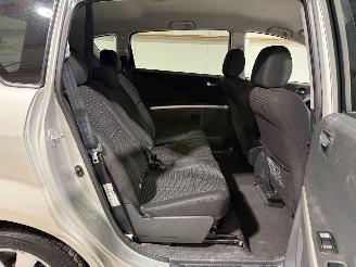 Toyota Verso 1.8VTT-i 95kW Automaat Luna 7P picture 25