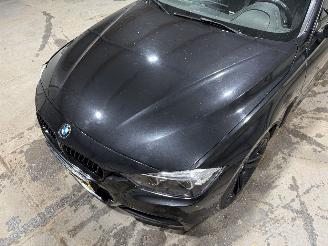 BMW 3-serie 320i 135kW Automaat Schuifkantel M Sport Edition picture 21