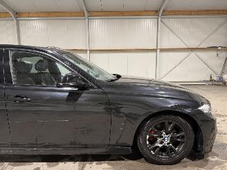BMW 3-serie 320i 135kW Automaat Schuifkantel M Sport Edition picture 14