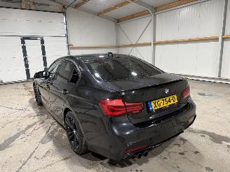 BMW 3-serie 320i 135kW Automaat Schuifkantel M Sport Edition picture 12