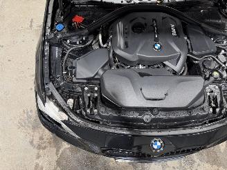 BMW 3-serie 320i 135kW Automaat Schuifkantel M Sport Edition picture 28