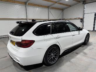 BMW 3-serie 330i 185kW Automaat High Executive picture 5