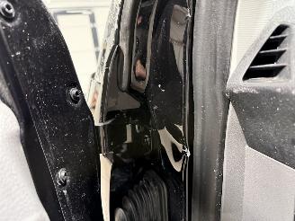 Volkswagen Transporter 2.0TDI 81kW L2H1 Comfortline picture 43