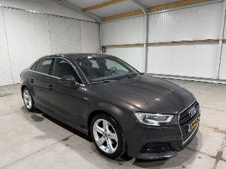 Audi A3 LIMOUSINE 1.6TDI 81kW Automaat Sport Line S picture 2