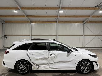 Unfallwagen Kia Ceed 1.5T-GDI 103kW Automaat Pano GT-Plusline 2025/9