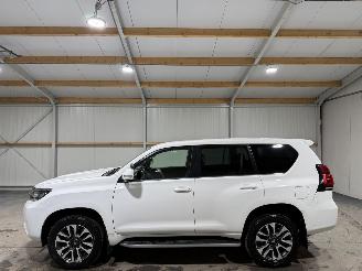 Toyota Landcruiser 2.8D-4D 150kW 5 .P Automaat Professional 5-Persoons picture 8