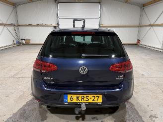 Volkswagen Golf 1.6TDI 77kW Highline Navi picture 7