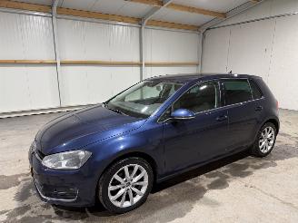Volkswagen Golf 1.6TDI 77kW Highline Navi picture 9