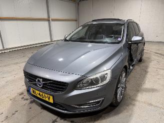 Volvo V-60 2.0T5 180kW Automaat Summum Schuifkantel picture 10