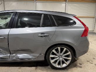 Volvo V-60 2.0T5 180kW Automaat Summum Schuifkantel picture 20
