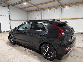 Kia Niro 1.6GDi 77kW Hybrid DynamicPlusLine picture 11