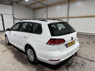 Volkswagen Golf 1.6TDI 85kW Automaat Trendline picture 12