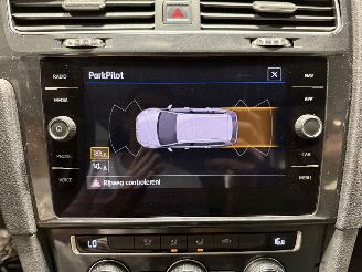 Volkswagen Golf 1.6TDI 85kW Automaat Trendline picture 17