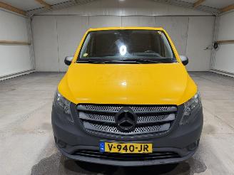 Mercedes Vito 111CDI 84kW Airco Navi Lang picture 4