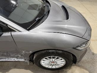 Jaguar I-Pace 90kWh 235kW EV320S Business Pack picture 18