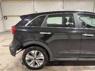 Kia e-Niro 64kWh 150kW Automaat Dynamicline picture 31
