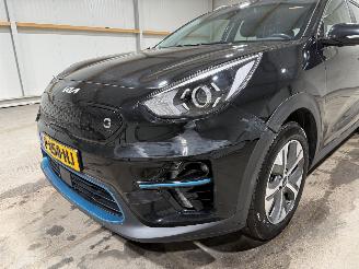 Kia e-Niro 64kWh 150kW Automaat Dynamicline picture 24