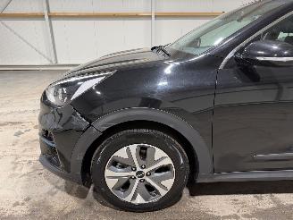 Kia e-Niro 64kWh 150kW Automaat Dynamicline picture 15