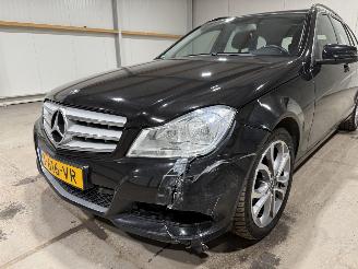 Mercedes C-klasse 200CDI 100kW Automaat Ambition Elegance picture 24