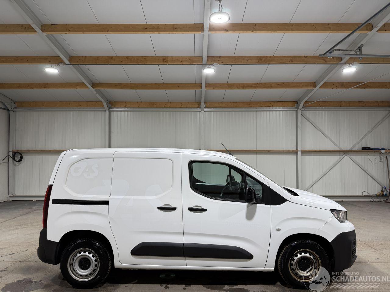 Peugeot Partner 1.2PT 81kW Premium