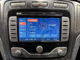 Ford Mondeo 2.0 16V 107kW Limited picture 15