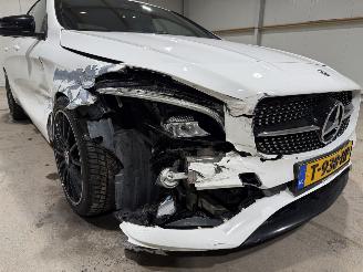 Mercedes Cla-klasse 200D 100kW Automaat Business Solution AMG picture 22