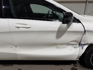 Mercedes Cla-klasse 200D 100kW Automaat Business Solution AMG picture 35