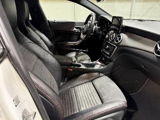 Mercedes Cla-klasse 200D 100kW Automaat Business Solution AMG picture 52