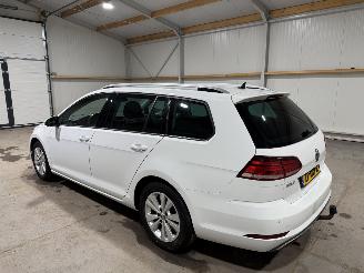 Volkswagen Golf 1.6TDI 85kW Clima Navi Comfortline picture 11