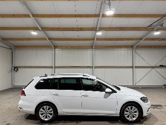 krockskadad bil auto Volkswagen Golf 1.6TDI 85kW Clima Navi Comfortline 2019/7