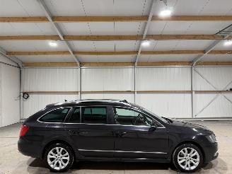 skadebil auto Skoda Superb 2.0TDI 103kW Automaat Pano Elegance Business 2014/5