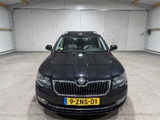 Skoda Superb 2.0TDI 103kW Automaat Pano Elegance Business picture 4
