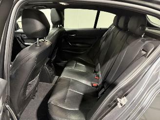 BMW 1-serie 118i 100kW Automaat Edition M Sport Shadow High Executive picture 17