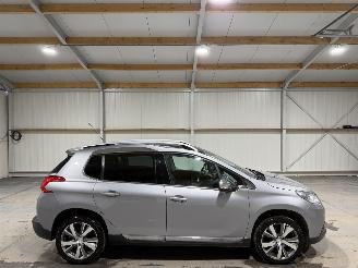 Schadeauto Peugeot 2008 1.6e-HDI 85kW Allure Clima Pano 2014/1