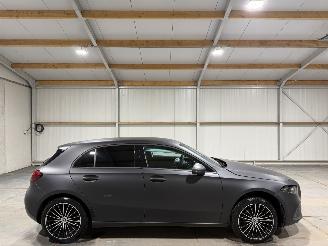 Unfallwagen Mercedes A-klasse 200 120kW Automaat Premium Plus 2022/3