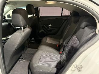 Mercedes A-klasse 200 120kW Automaat Premium Plus picture 35